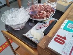 -毛辣果·贵州红酸汤牛肉火锅(西单店)