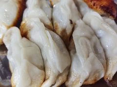 -黄阿姨锅贴大王(万航渡路店)