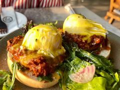 疯狂手撕牛肉班尼迪克蛋-The Rug Cafe(王府中环店)