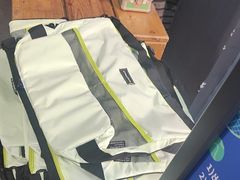 -迪卡侬(大英山店)