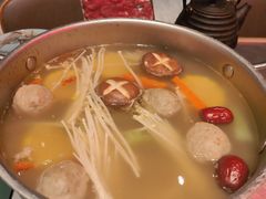 -潮界(虹桥新天地店)