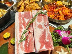 -金轮星光名座生活广场