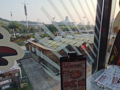 -必胜客(航洋国际店)