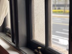 景观位-Salon de Ville浦江汇(上海外滩华尔道夫酒店店)