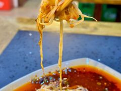 -醉八仙热酒馆(渝中店)