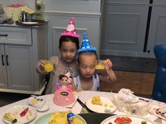 -鸿星花园酒家(银亿家园店)