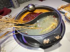 -钢管厂五区小郡肝串串香(蜀都万达店)