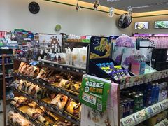 -全家便利店(中原二店)