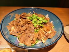 -耶里夏丽·新疆菜·28年喀什老馆(田林东路店)