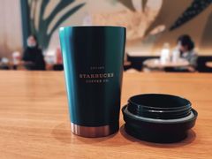 -星巴克臻选(杭州嘉里中心1F店)
