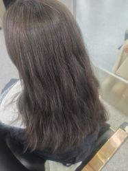 -MOVAN  HAIR莫凡匠人发型屋