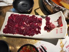 -左庭右院鲜牛肉火锅(金山万达店)