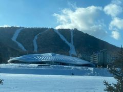 -亚布力新体委滑雪场