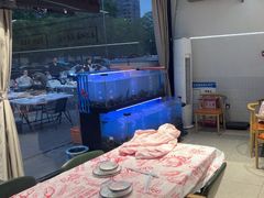 -老班长·小龙虾·鲜货烧烤大排档(金街美地店)