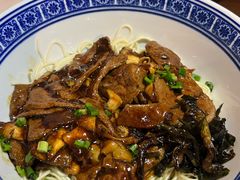 -沪西老弄堂面馆(定西路店)