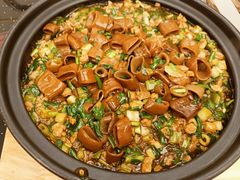 -品海楼·大连海胆锅贴馆(东港店)