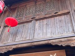 -鲁镇