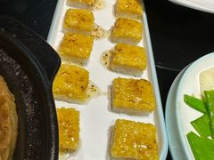 -东口码头·烧鸽子·鱼头泡饼·地方菜(金鹰悦城店)