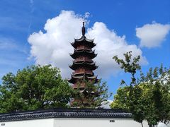 -龙华寺
