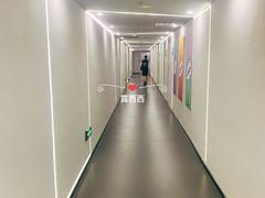 走廊-LIENOW来闹密室剧本推理&狼人杀(李家村万达广场店)
