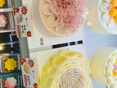 -花花卷卷·鲜食蛋糕(静安久光百货店)