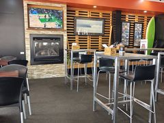-12 Rocks Beach Bar Cafe