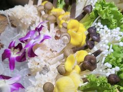 -塔兰齐新疆孜然火锅(鲤鱼山路店)