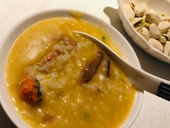 蟹黄粥-梧桐餐厅(泉城路店)