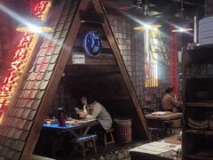 -破瓦寒窑·地摊烤羊排