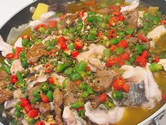 煎锅牛肉鱼-钟记陕南菜·煎锅鱼(红专南路店)
