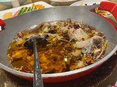 -渝信川菜 · 川味家常菜(财富购物中心店)