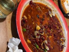 -六福烧烤酒馆(秦隆步行街店)