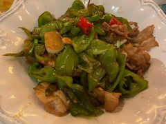 爆辣小炒肉-酒肆浅葱•烧烤•龙虾•排档(卓悦intown店)
