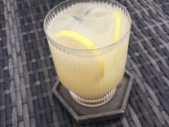 -UNI UNI(环亚凯瑟琳店)