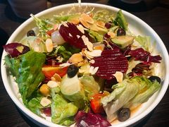 主厨牛油果花园沙拉-庐灶江南·江南菜·四合院Bistro(东直门雍和宫·原华侨宾馆店)