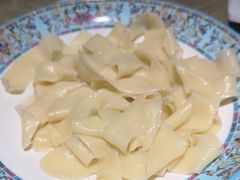 -巴依兄弟西域美食(机场店)