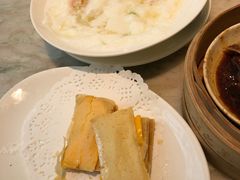 -香港百合居(LCM置汇旭辉广场店)