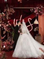 -红丝高端婚礼中心(旗舰店)