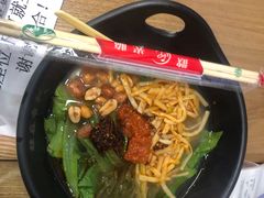 -桂在香知桂林米粉(红博中央公园店)