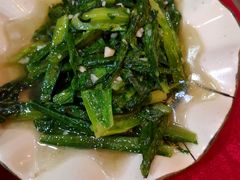 -呷呷好龙虾·湖南常德钵子菜·湘菜(公明天虹总店)