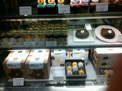 -LINE FRIENDS Garosu-gil Flagship Store