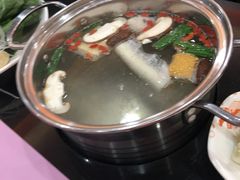 -呷哺呷哺(哈尔滨红博购物广场店)