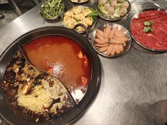 -鹿鸣山草本茶香火锅(园西路店)