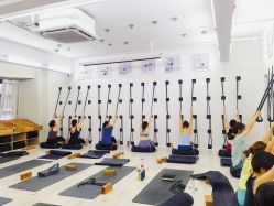 -OM瑜伽教练培训学院