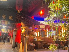 -鱼窝棚柴火铁锅炖(富山屯店)