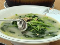 上汤萝卜苗-正宗鸡饭粤香酒家(朱村店)