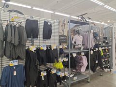 -迪卡侬(苗岭路店)