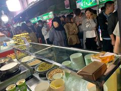 -正宁路小吃夜市