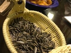 -东口码头·烧鸽子·鱼头泡饼·地方菜(金鹰悦城店)