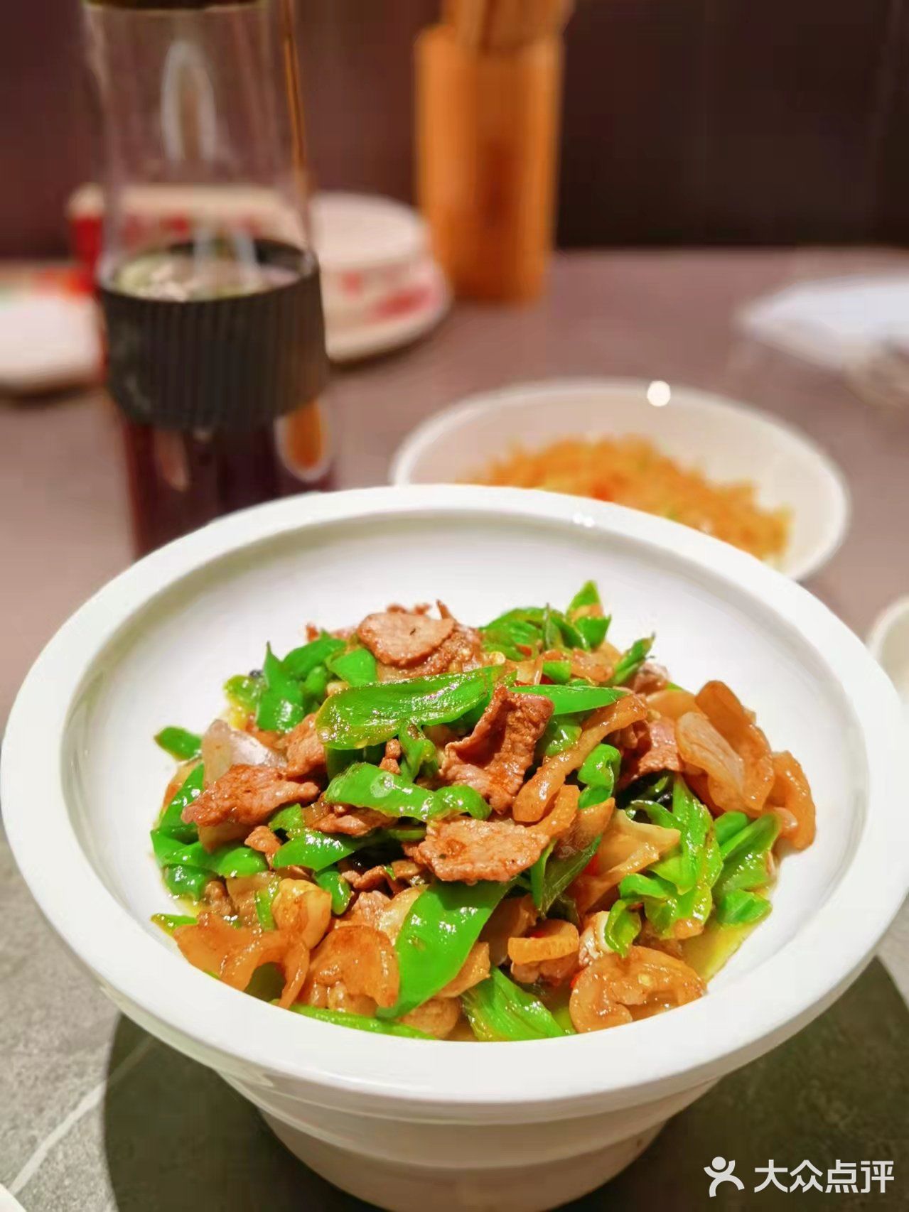 新店开业超火爆  湘菜经典又一村